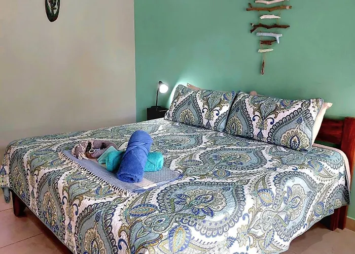 Hotel Surfside Mar Y Posa 4*