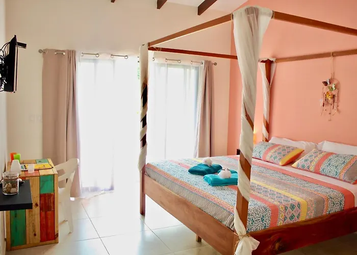 Surfside Mar Y Posa Hotel 4*